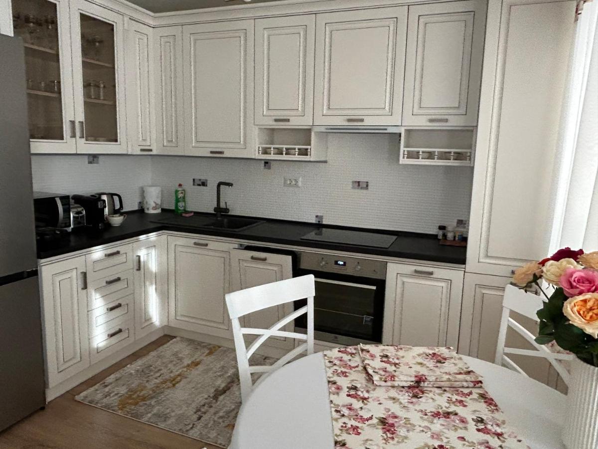 Apartament Rose 구라후모룰루이 외부 사진