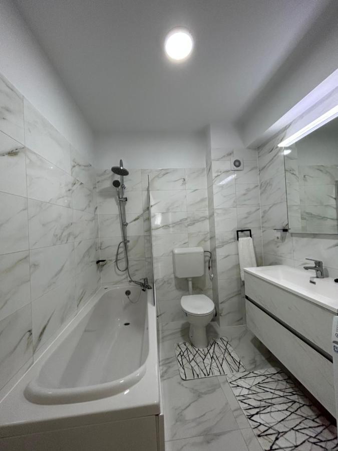 Apartament Rose 구라후모룰루이 외부 사진